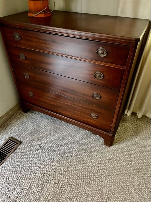 Buckingham Estate Sale Westport, CT starts on 12/3/2021