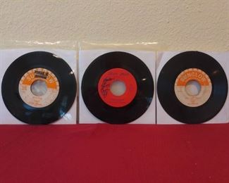 Three Very Rare Sunny And The SunglowsSunliners Seven Inch Records