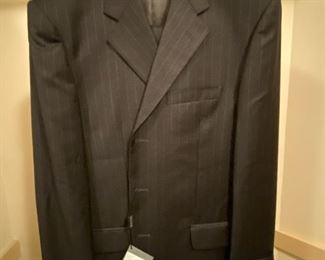 Men's Italian made Wool Suit (GIANNI MANZONI)   New with tags-Size 42L
