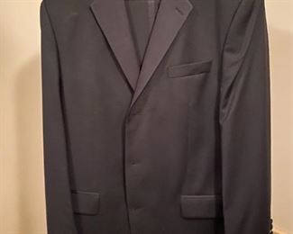 Calvin Klein Men's Suit, Size 42, New w/ tags
