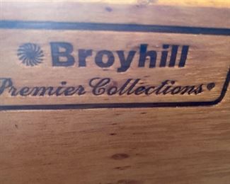 Broyhill Premier Collections