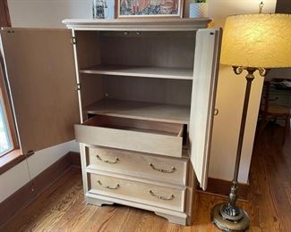 Blonde Wood Stanley Furniture Upright Dresser BUY NOW https://www.estatesales.net/marketplace/items/611299