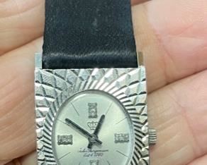 Jules Jurgensen - 14k white gold - six diamonds gents dress watch. Running, but could use a good cleaning