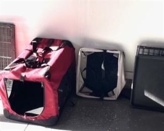 Small dog cages & carriers