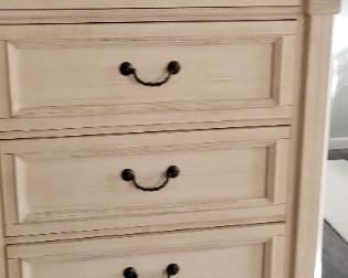Bedroom chest