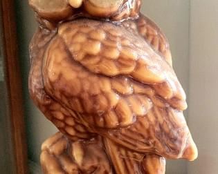 Large owl candle 