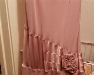 Ladies rose pink formal, size 4-6