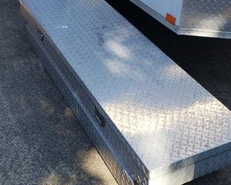 Metal pickup tool box