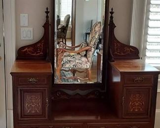 Beautiful Antique Mahogany English Vanity with Swing Mirror