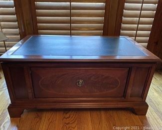 The Palmer Home Collection by Lexington Regency Lift Top Cocktail Table