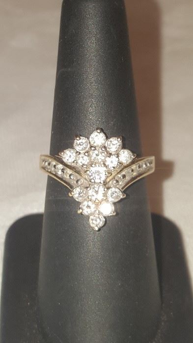 Diamond 14k ring