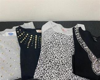 Lot of Womens Extra Large 1X Long Sleeves