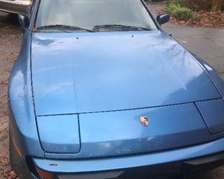 1983, DOES NOT HAVE IGNITION KEY. 