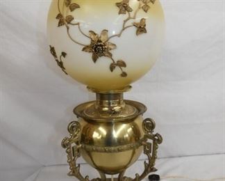 ORNATE PARLOR LAMP W/ SHADE