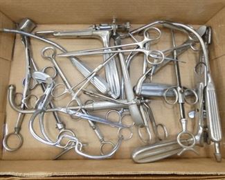COLLECTION EARLY MEDICAL INSTRUMENTS