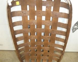EARLY WOODEN TOBACCO BASKET
