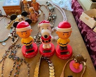 Peanuts bobble heads
