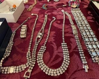 Vintage rhinestone jewelry 