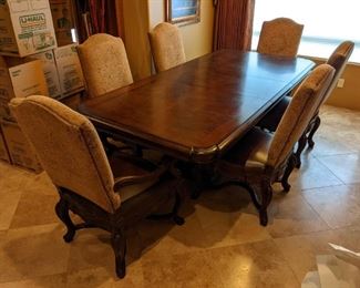 dinning room table