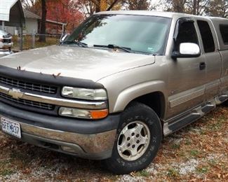 2002 Chevrolet Silverado 1500LS 4WD Pickup Truck, VIN # 1GCEK19T42E246817, Miles Showing On Odometer 110,178