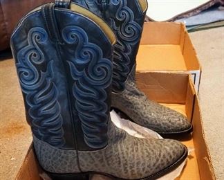 Justin Black Iguana Lizard Cowboy Boots, Size 11D And Tony Lama Leather Cowboy Boots Size 11D, With Fleece Camouflaged Zippered Jacket