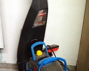 Bissel ProHeat 2X Lift-Off Pet Carpet Cleaner