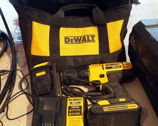 Dewalt 20 Volt Cordless 1/2" Drill With Charger, Batteries And Charring Case