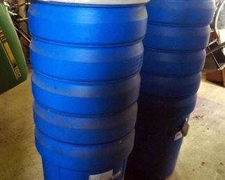 Polyvinyl Chemical Barrels With Locking Lid, 28" Tall x 20" Diameter, Qty 5