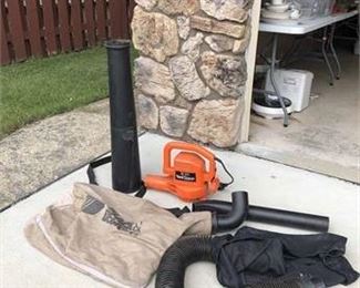 Black Decker Leaf BlowerVac