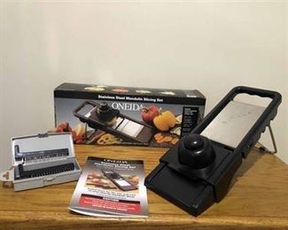 Oneida Steel Mandolin Slicing Set