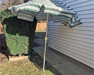 Wellington Patio Umbrella
