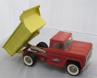 1960's Metal Structo Toys Dump Truck