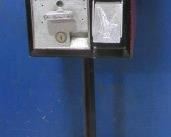  25 Cent Vending Machine - Full of Football Helmets