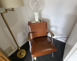 Hair salon drying chair, there is a matching cutting chair as well.