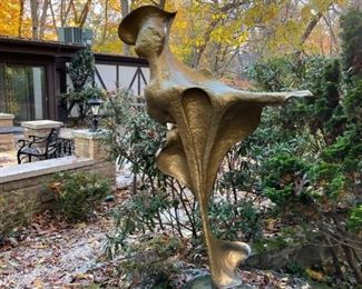 David Burt, 40" high