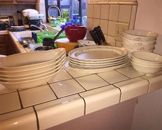 Pfaltzgraff - Tea Rose. Over fifty pieces.