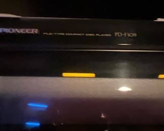 Pioneer Compact Disc Player PD F 109
