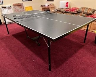 Ping pong table