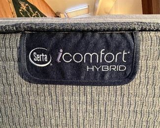 Serta icomfort hybrid mattress and boxspring