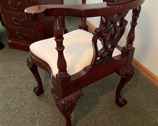 (2) corner chairs