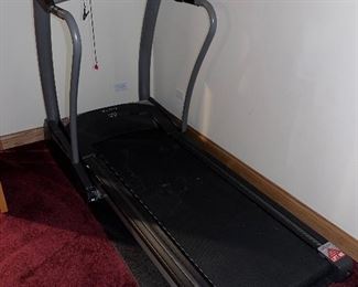 Horizon 5.3T treadmill