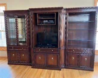 Heritage wall unit