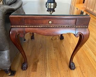 End table with glass top 24" x 28" x 25"H
