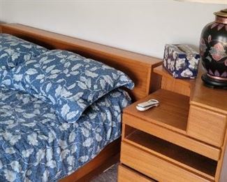 Mid-century Danish modern platform bed & 2 nighstands