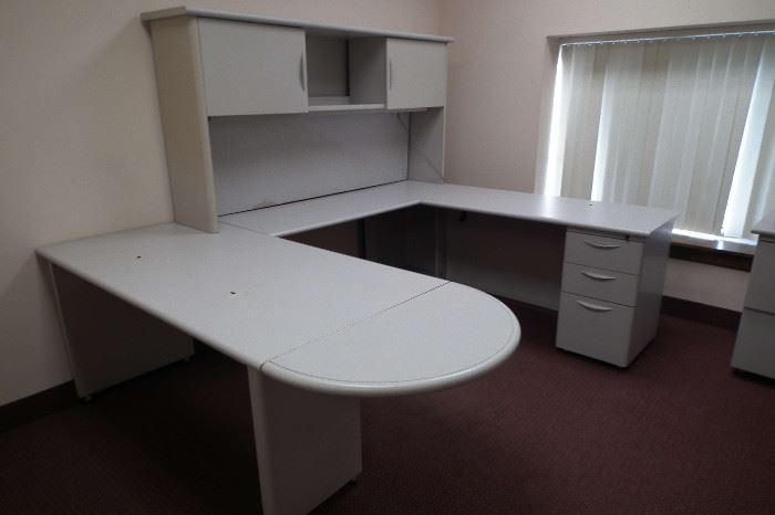 001 THREE SIDE DESK UNIT SHELVING LIGHTING