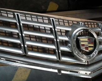 CADILLAC FRONT GRILL