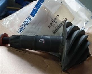 FORD FIVE W ONE Z FOUR TWO ZERO NINE B CROWN VICTORIA GEAR SET