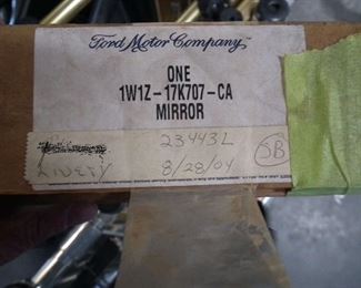 FORD REAR VIEW MIRROR GLASS