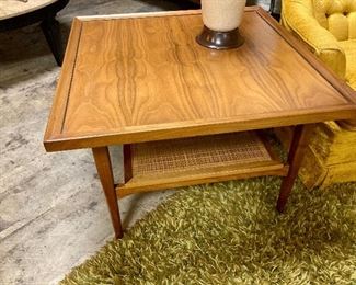 Just look at the wood grain on this Drexel Declaration table