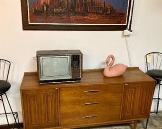 Broyhill “Sculptra” buffet/server